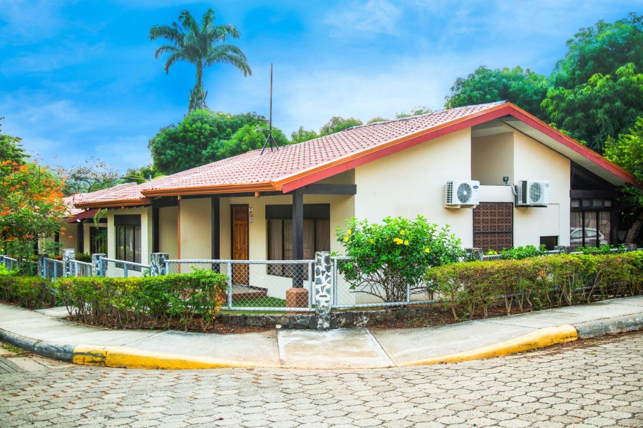 Hotel Nacazcol - Playas Del Coco Esterno foto